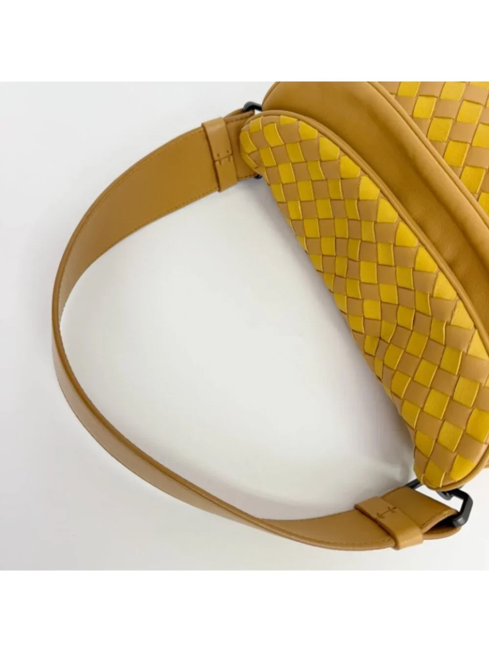Bottega Veneta Intrecciato Flap Shoulder Bag Leather Yellow Camel Vintage